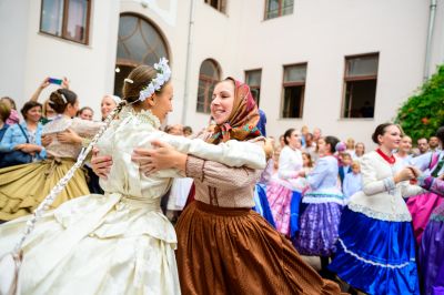 Kecskeméti Lakodalmas / Gyenes Kata