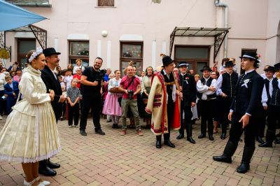 Kecskeméti Lakodalmas / Gyenes Kata