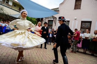 Kecskeméti Lakodalmas / Gyenes Kata