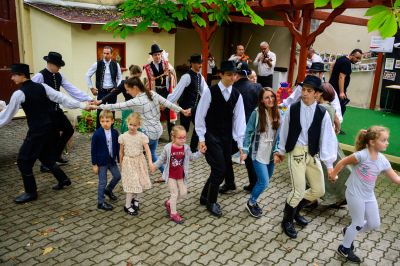 Kecskeméti Lakodalmas / Gyenes Kata